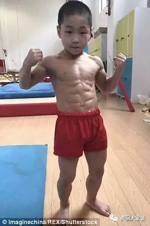 7歲男孩咳嗽10天咳出8塊腹肌