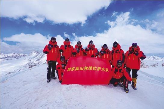 深圳公益救援隊9人趕赴西藏