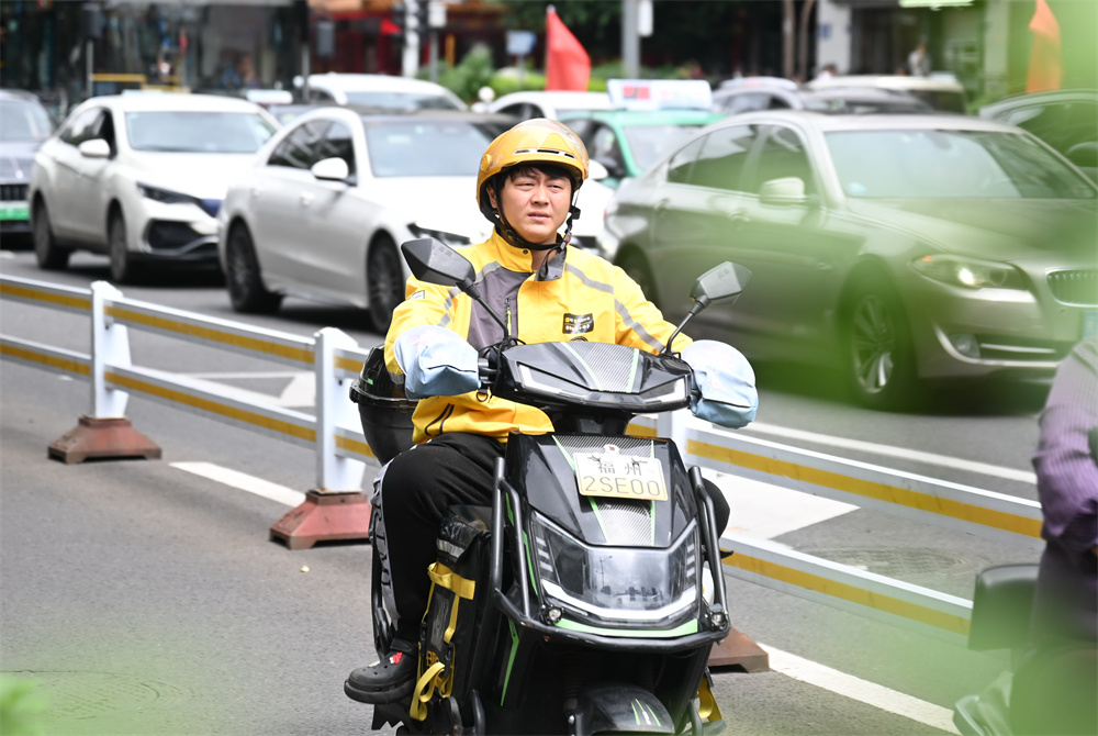 中國(guó)外賣“跑”出萬億元大市場(chǎng)