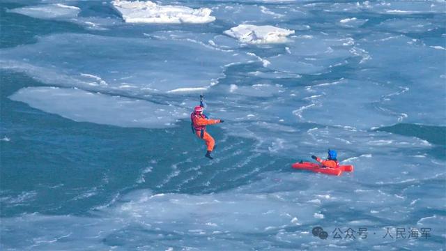 澳門(mén)天天好彩,承德3人墜入冰河 2人仍在搜救中